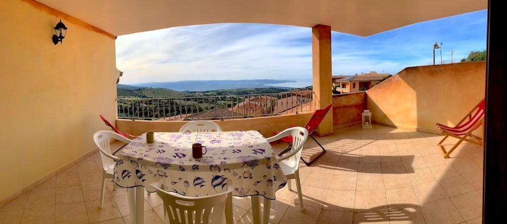 Casa Smeralda - Piscina E Vista Sul Mare! Trinità dʼAgultu 外观 照片